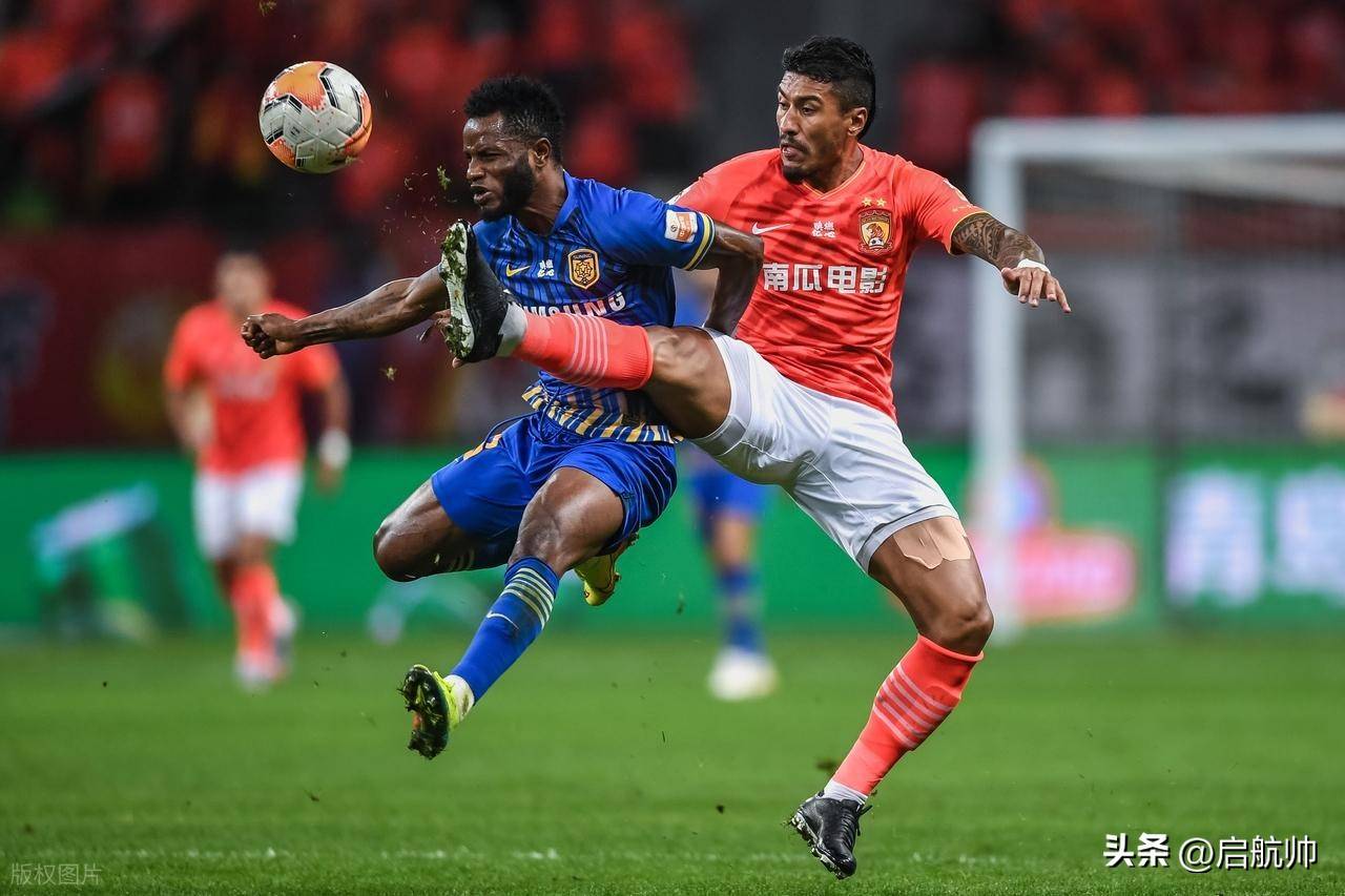 九游体育下载-女兵队列训练视频口令