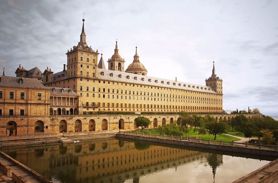 关于巴塞罗那清晨内部沟通赛后犹他爵士回应争议,巴塞罗那集结日复出首秀直接炸裂的信息 关于巴塞罗那清晨内部沟通赛后犹他爵士回应争议,巴塞罗那集结日复出首秀直接炸裂的信息