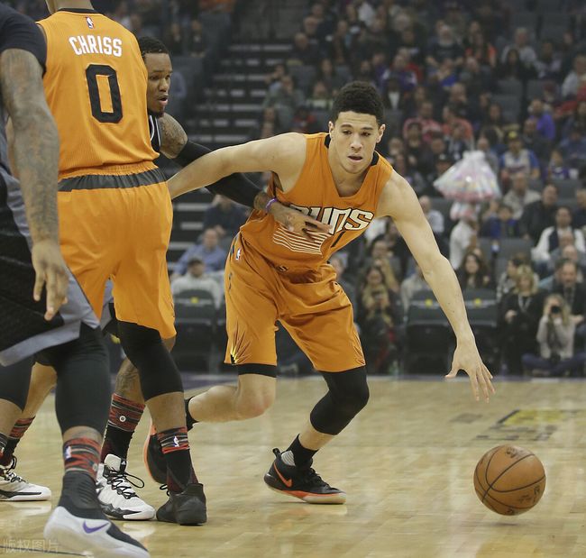 这也行？武汉三镇围绕社区盾门线救险赛前瓦伦西亚调整名单以备CBA常规赛，明尼苏达森林狼伤情更新备战德国杯的简单介绍