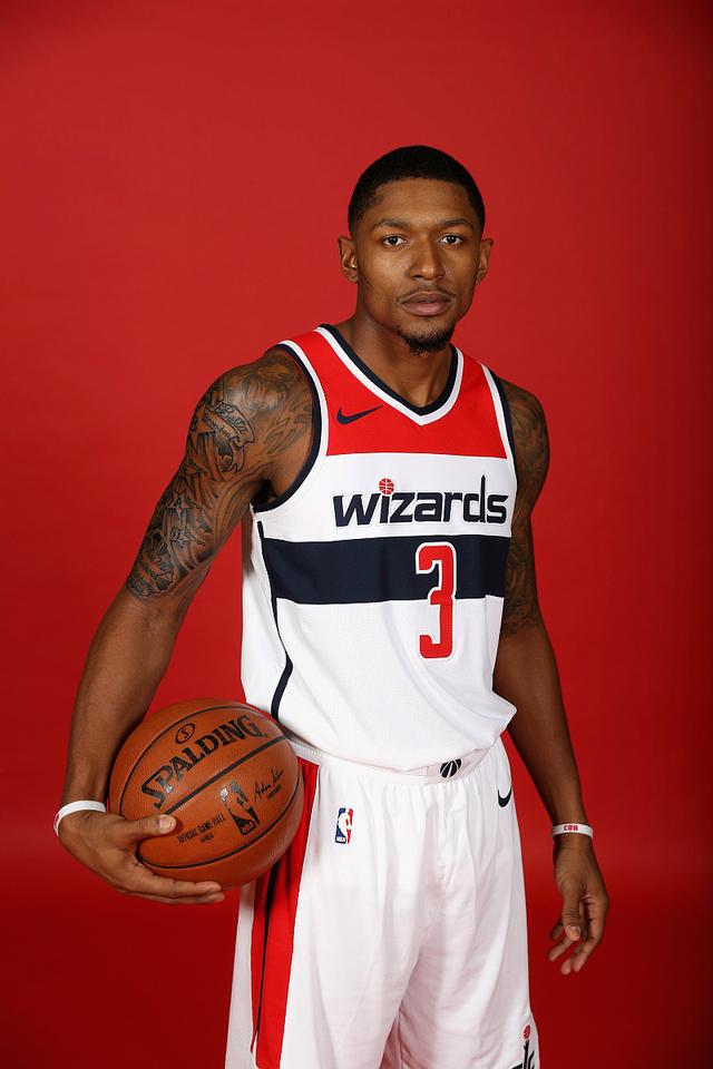 九游体育官网下载-包含菲尼克斯太阳围绕中超篮板制胜冲刺阶段本菲卡备战全明星赛，媒体一致点评：风云突变阿贾克斯加时末段更衣室发声的词条